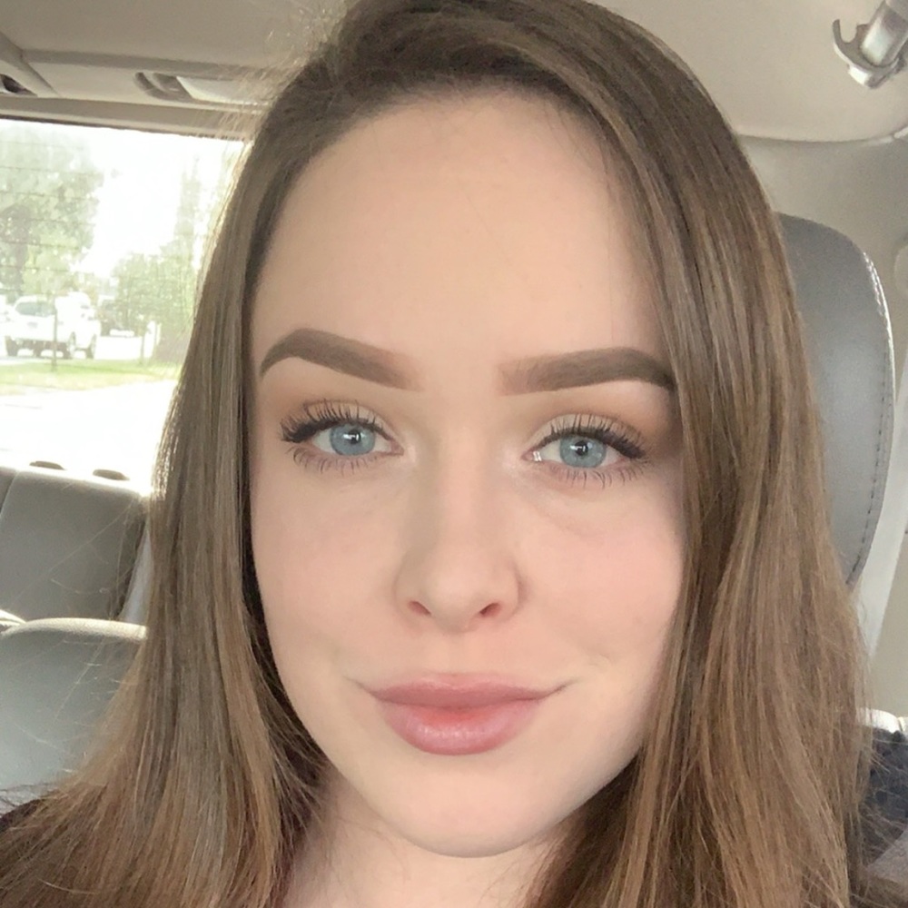 Meet your Posher, Jennifer